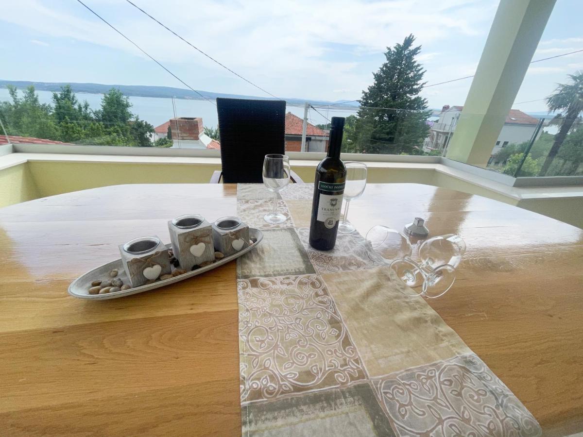 Apartmani Fabijan&Florijan Dramalj Exterior photo